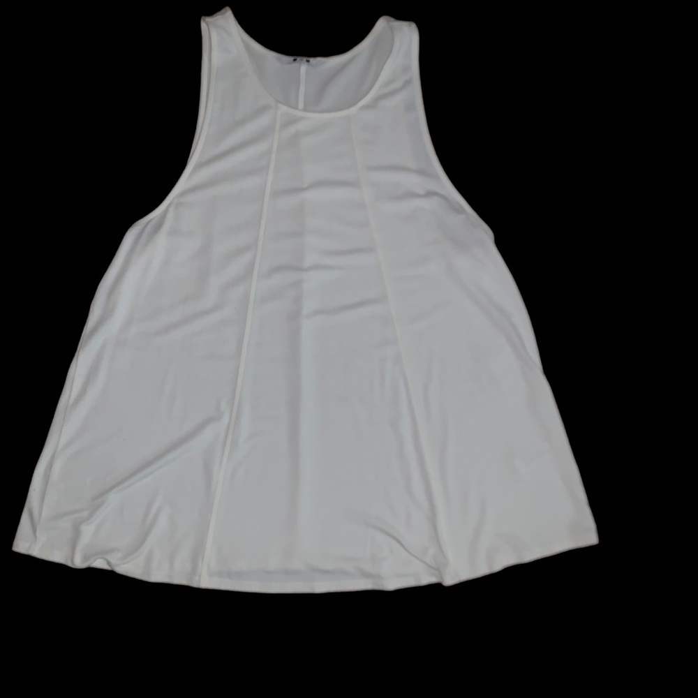 Three Dots Sleeveless Top